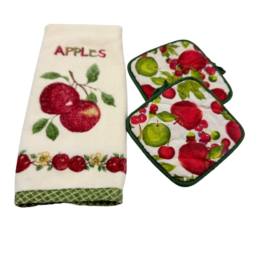 Franco Kitchen Set OS Cream Red Apple Dish Towel and 2 Quilted Potholders